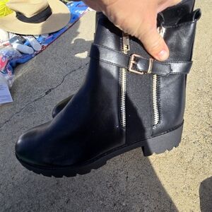 Womens boots